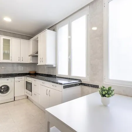 Akomodat En En El Centro De Con Parking * בילבאו