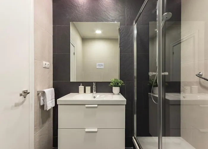 Akomodat En En El Centro De Con Parking *