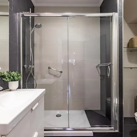 Akomodat En En El Centro De Con Parking * Bilbao